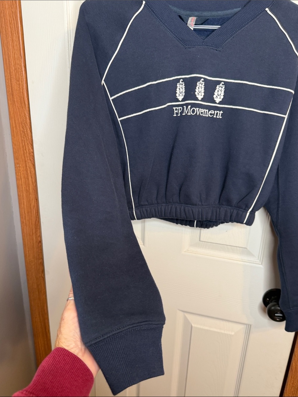 FP Movement by Free People Navy V-Neck Stripe Sweater SO AMAZING AND COMFORTABLE - Picture 8 of 9